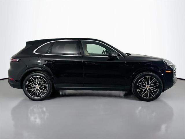 Photo of 2025 Black Metallic Porsche Cayenne