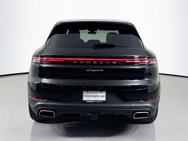 Photo of 2025 Black Metallic Porsche Cayenne