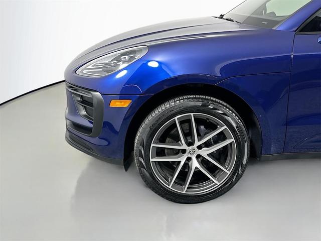 Photo of 2024 Gentian Blue Metallic Porsche Macan