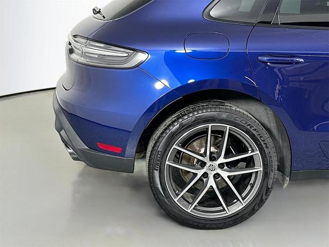 Photo of 2024 Gentian Blue Metallic Porsche Macan