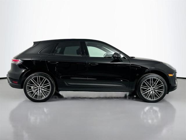 Photo of 2025 Black Porsche Macan