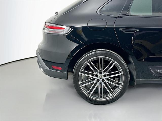 Photo of 2025 Black Porsche Macan