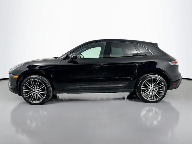 Photo of 2025 Black Porsche Macan