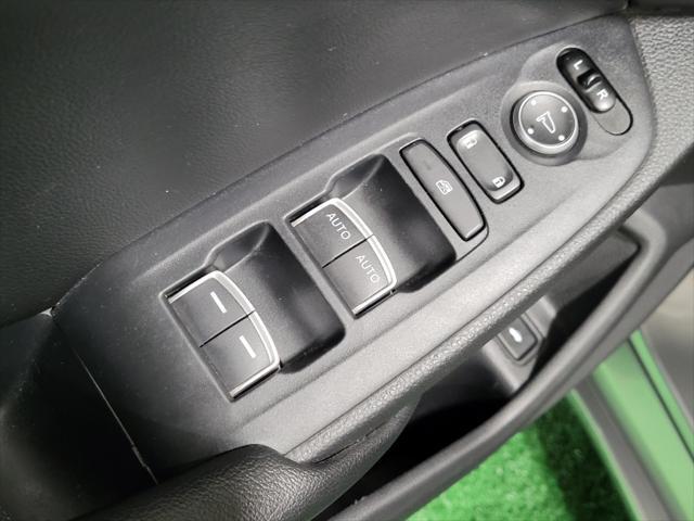 Photo of 2020 Lunar Silver Metallic Honda Accord