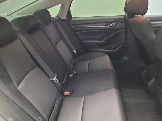 Photo of 2020 Lunar Silver Metallic Honda Accord