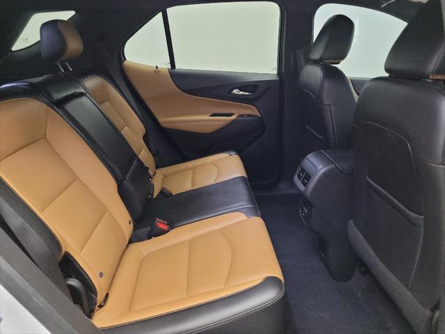 Photo of 2021 White Chevrolet Equinox