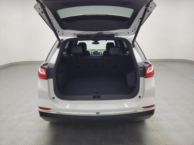 Photo of 2021 White Chevrolet Equinox