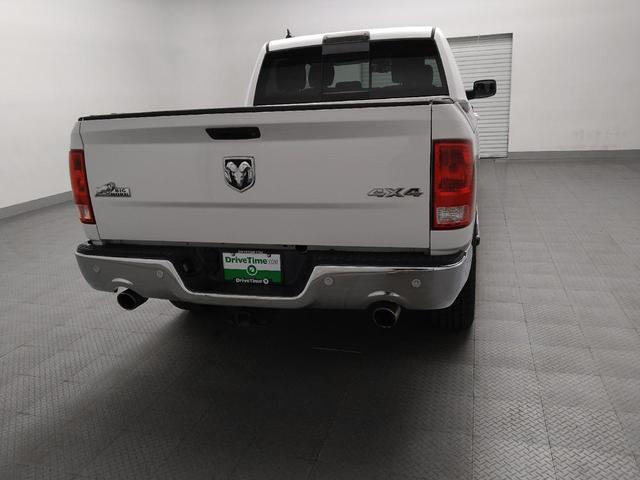Photo of 2017 Bright White Clearcoat RAM 1500