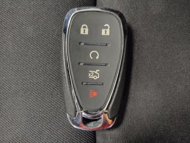 Photo of 2024 Summit White Chevrolet Malibu