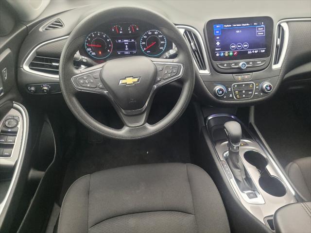 Photo of 2024 Summit White Chevrolet Malibu