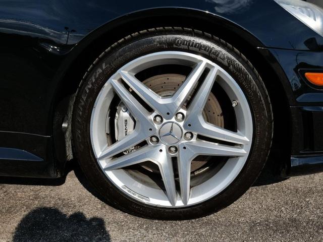 Photo of 2009 Black Mercedes-Benz SLK-Class