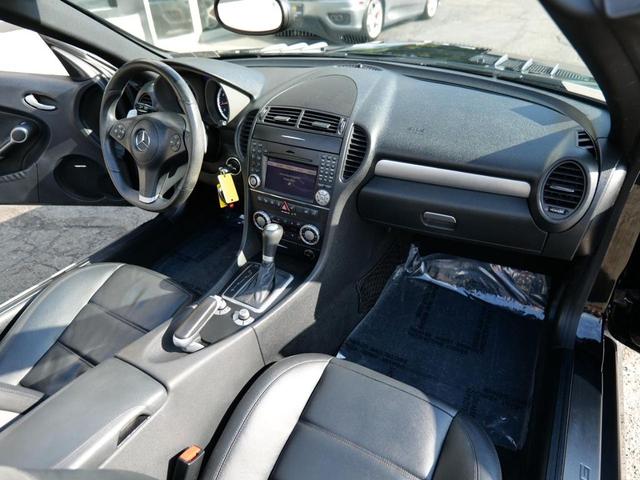 Photo of 2009 Black Mercedes-Benz SLK-Class