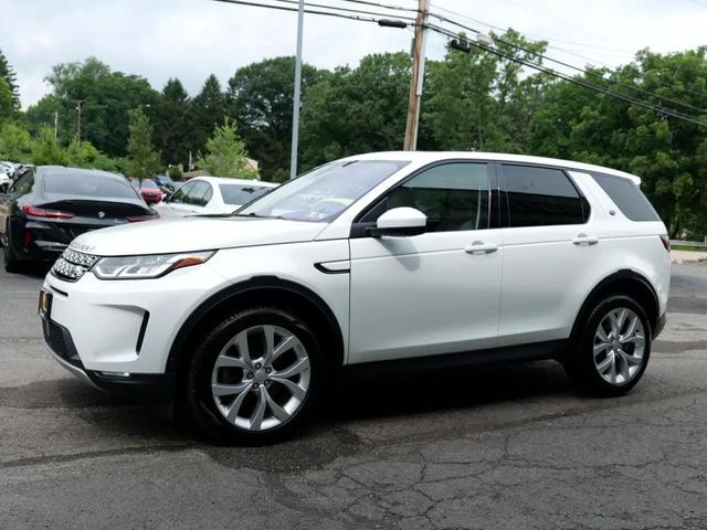 Photo of 2021 White Land Rover Discovery Sport
