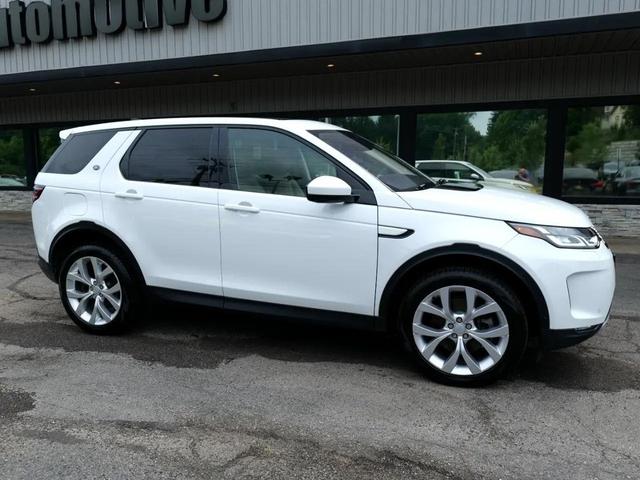 Photo of 2021 White Land Rover Discovery Sport