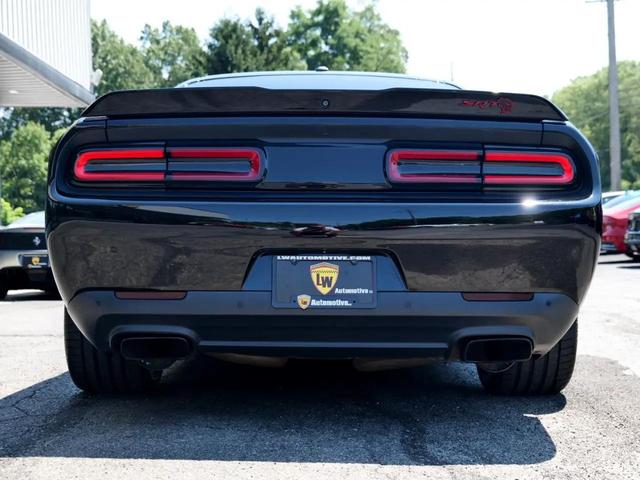 Photo of 2019 Pitch Black Clearcoat Dodge Challenger