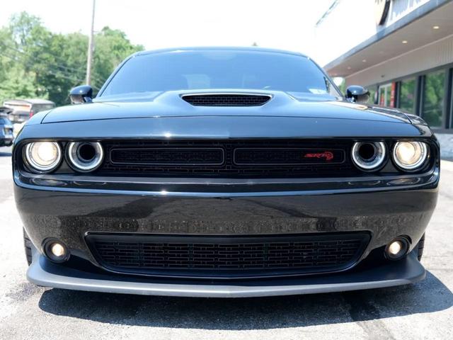 Photo of 2019 Pitch Black Clearcoat Dodge Challenger