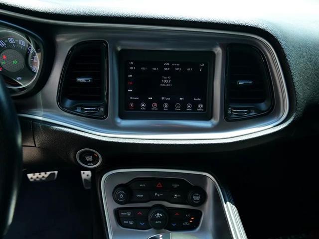 Photo of 2019 Pitch Black Clearcoat Dodge Challenger