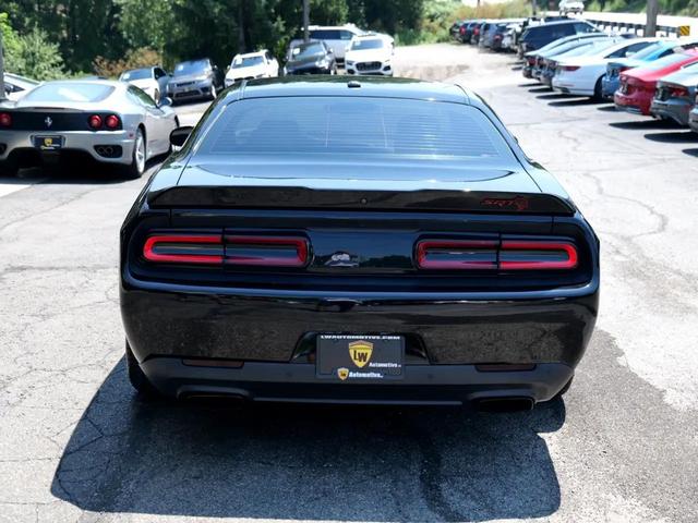 Photo of 2019 Pitch Black Clearcoat Dodge Challenger