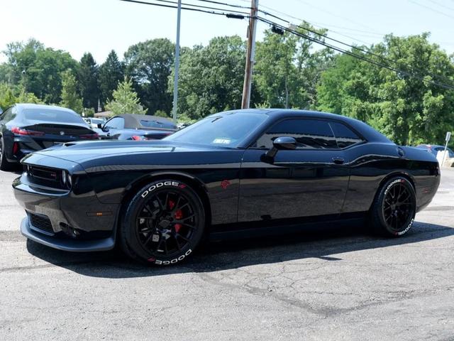Photo of 2019 Pitch Black Clearcoat Dodge Challenger