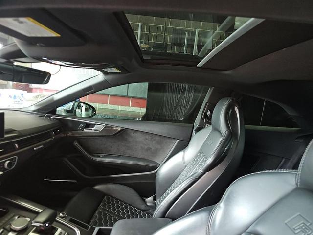 Photo of 2018 Glacier White Metallic Audi RS 5