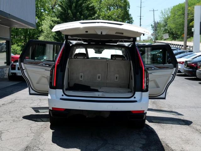Photo of 2021 Crystal White Tricoat Cadillac Escalade
