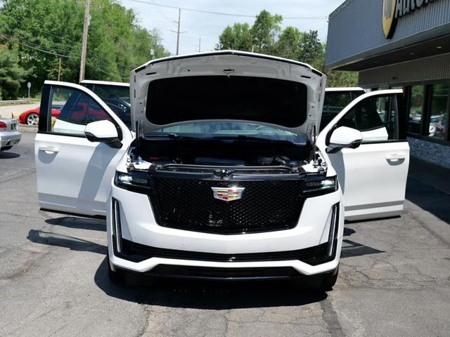 Photo of 2021 Crystal White Tricoat Cadillac Escalade