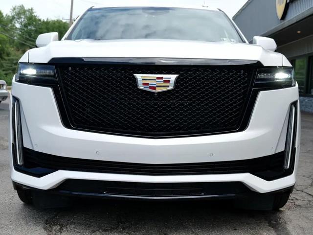 Photo of 2021 Crystal White Tricoat Cadillac Escalade