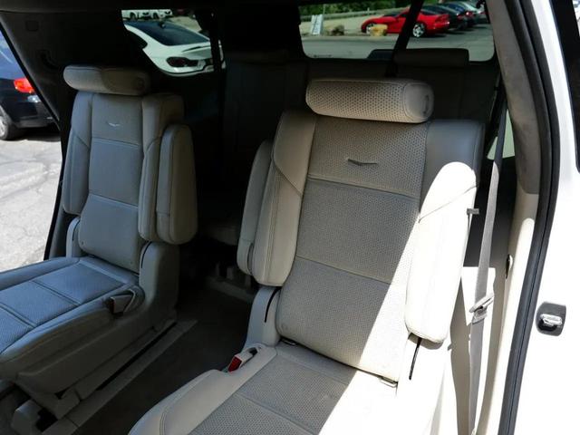 Photo of 2021 Crystal White Tricoat Cadillac Escalade