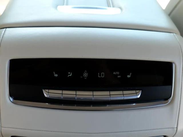 Photo of 2021 Crystal White Tricoat Cadillac Escalade