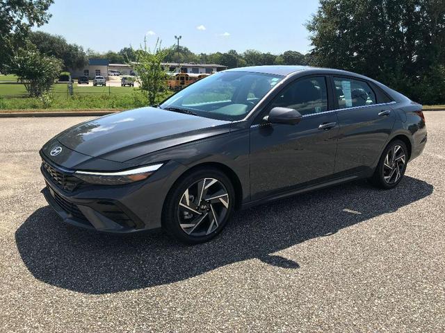 Photo of 2024 Ecotronic Gray Hyundai ELANTRA