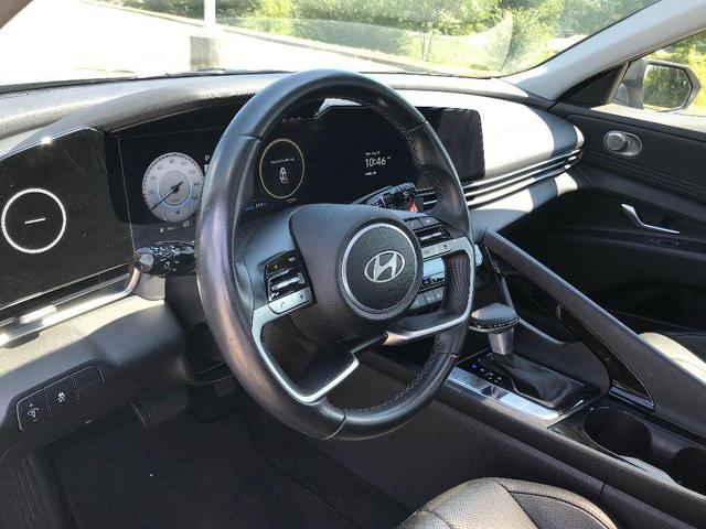 Photo of 2024 Ecotronic Gray Hyundai ELANTRA