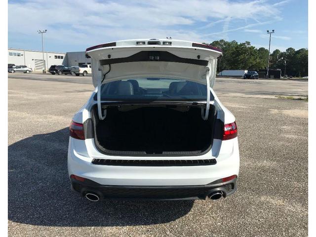Photo of 2024 Pure White w/Deep Black Roof Volkswagen Jetta GLI