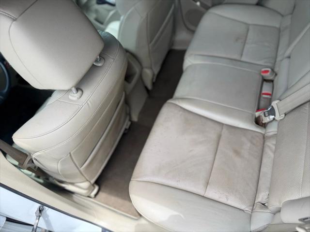 Photo of 2015 White Diamond Pearl Acura RDX