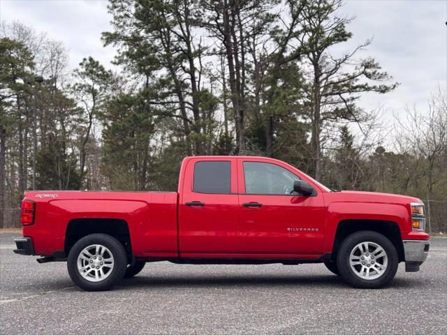 Photo of 2014 Red Chevrolet Silverado 1500