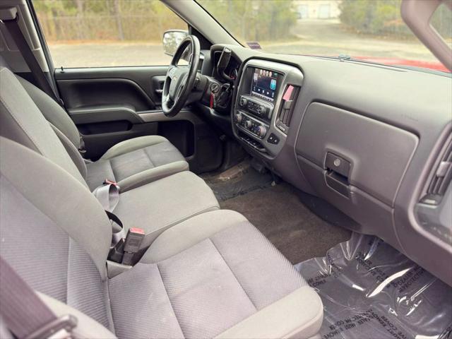 Photo of 2014 Red Chevrolet Silverado 1500
