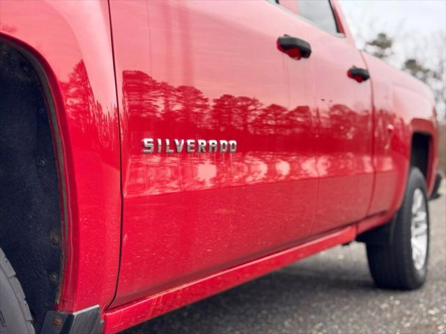 Photo of 2014 Red Chevrolet Silverado 1500