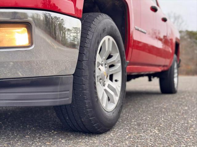 Photo of 2014 Red Chevrolet Silverado 1500