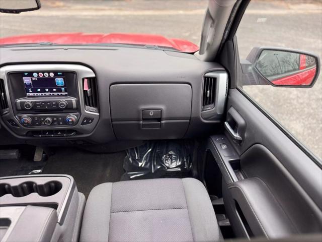 Photo of 2014 Red Chevrolet Silverado 1500