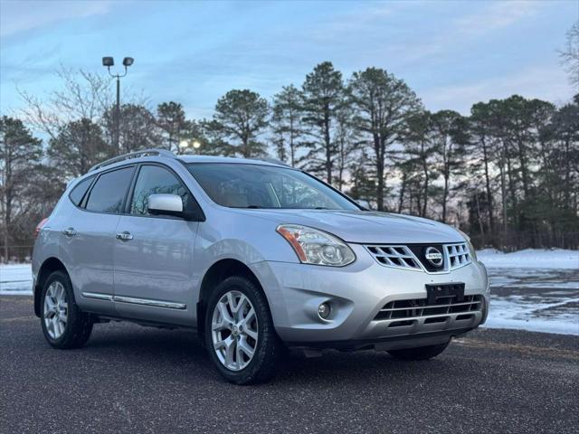Photo of 2013 Brilliant Silver Metallic Nissan Rogue