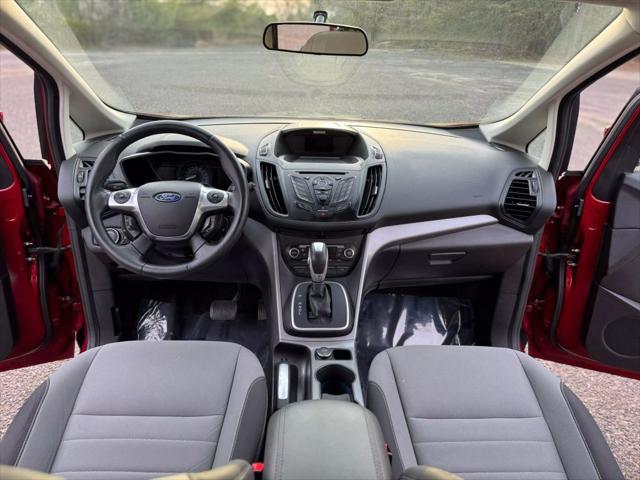 Photo of 2015 maroon Ford C-Max Hybrid