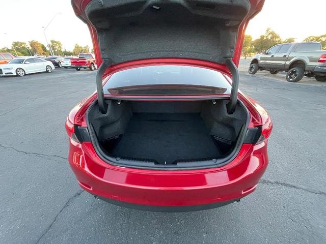 Photo of 2017 Soul Red Metallic Mazda Mazda6