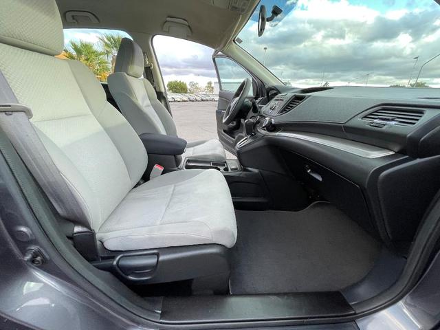 Photo of 2016 Gray Honda CR-V