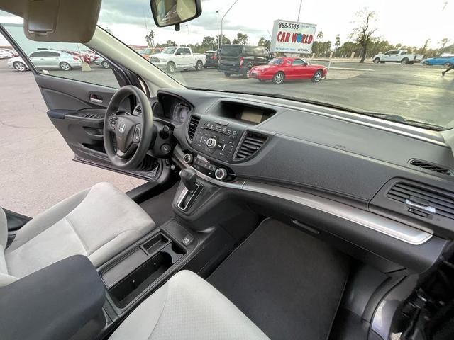Photo of 2016 Gray Honda CR-V