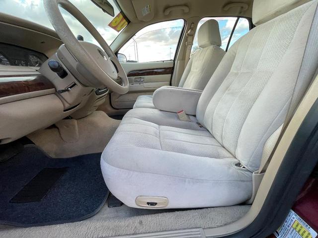 Photo of 2006 Burgundy Mercury Grand Marquis