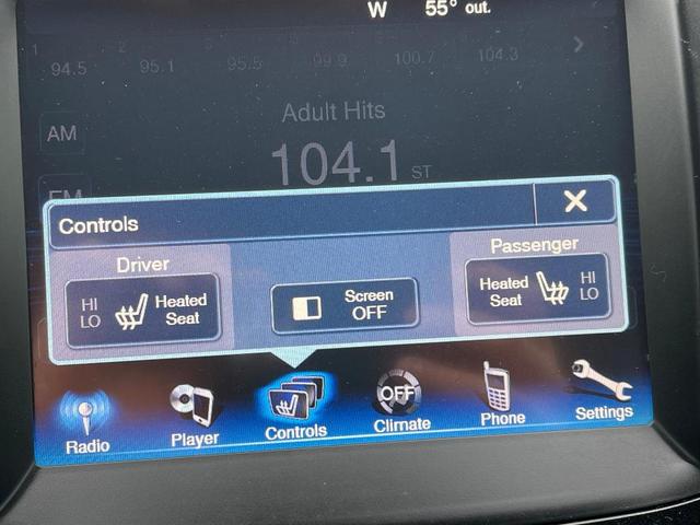 Photo of 2014 Gray Chrysler 300