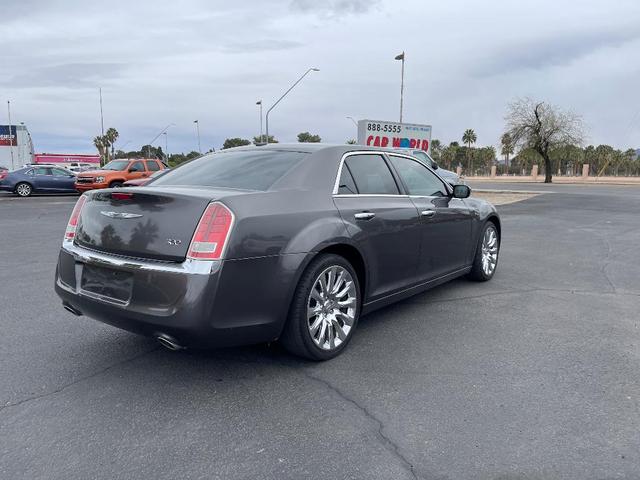 Photo of 2014 Gray Chrysler 300