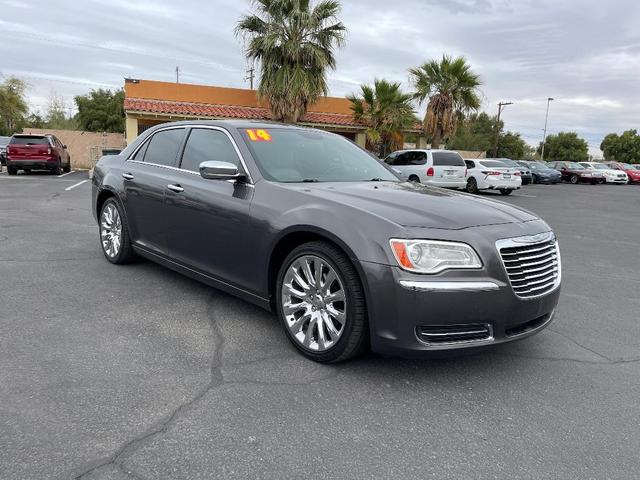 Photo of 2014 Gray Chrysler 300