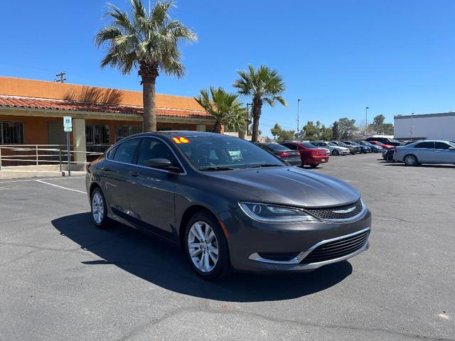 Photo of 2016 Gray Chrysler 200