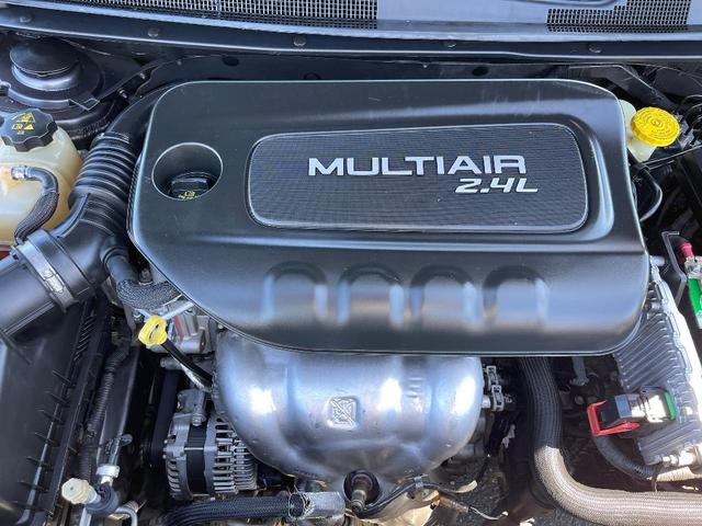 Photo of 2016 Gray Chrysler 200