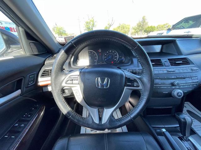 Photo of 2010 Silver Honda Accord Crosstour